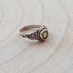 bague argent 925 péridot facetés rond 6 mm