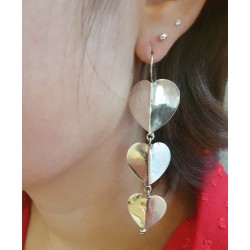 Boucles d'oreille cercle de fleur en argent 925 .