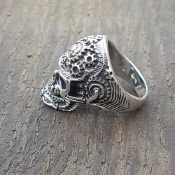 bague argent 925 tete de mort pentagramme .