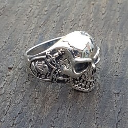 Bague tete de mort argent 925