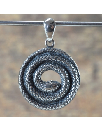 Pendentif serpent