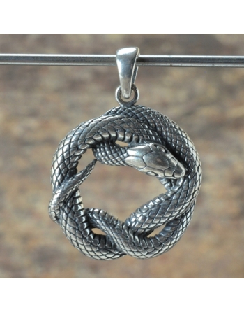 Pendentif serpent